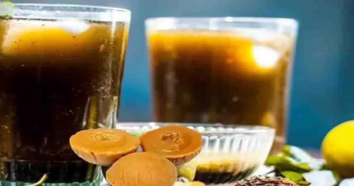 এক মাস ধরে প্রতি রাতে গুড় ভেজানো পানি খেলে কী হয়?