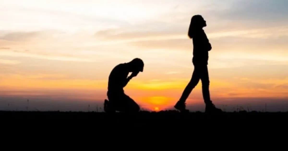 আজ ‘ব্যর্থ প্রেম ভুলে ঘুরে দাঁড়ানোর দিন’