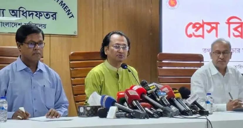 ককটেল বিস্ফোরণ বা বাসে আগুনে সংকট তৈরি করা যাবে না: জাহেদ উর রহমান