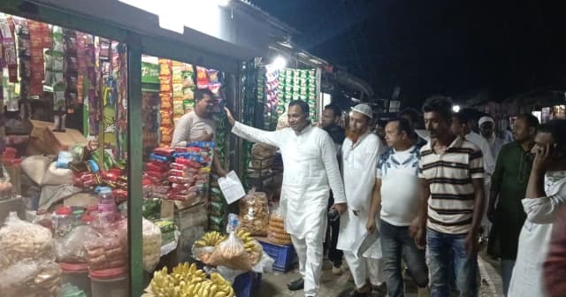 শিবচরে বিএনপির ৩১ দফা কর্মসূচীর লিফলেট বিতরণ