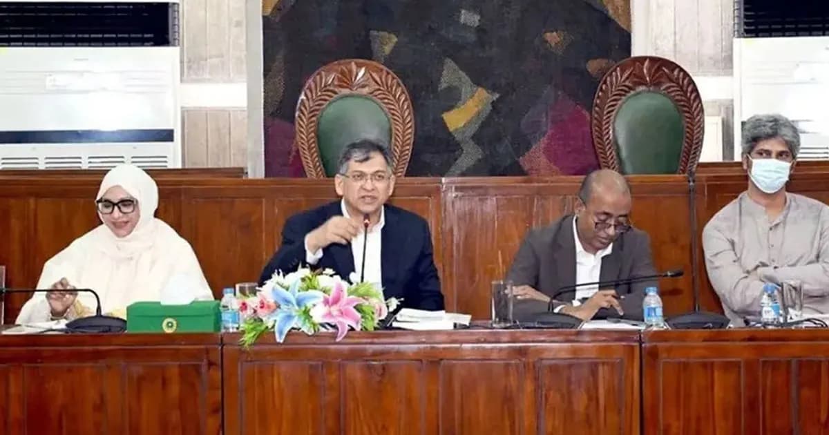জুলাই যোদ্ধাদের দায়মুক্তি, সংবিধানে ফিরছে তত্ত্বাবধায়ক ও গণভোট: স্বরাষ্ট্রমন্ত্রী