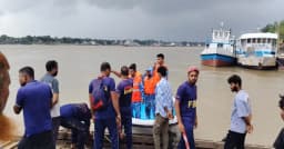 ভৈরব নদে ট্রলারডুবি, নিখোঁজ রাকিবের সন্ধানে অভিযান