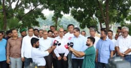 হাতিরঝিলের পরিচ্ছন্নতা কার্যক্রম পরিদর্শনে প্রতিমন্ত্রী মীর শাহে আলম