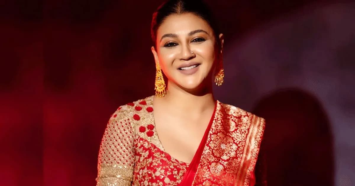কলকাতার পূজার মজা আলাদা: জয়া আহসান