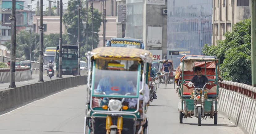 ব্যাটারিচালিত রিকশায় বাড়ছে বিদ্যুতের চাপ