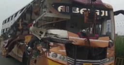 তীর্থযাত্রা শেষে বাড়ি ফেরার পথে ভয়াবহ দুর্ঘটনা, প্রাণ গেল ১২ জনের