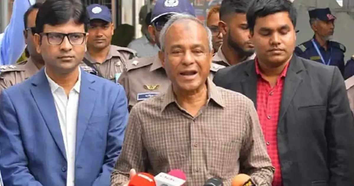 কোন কেন্দ্র দখলের খবর আমাদের কাছে আসেনি: স্বরাষ্ট্র উপদেষ্টা