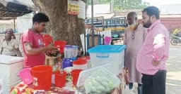 জীবননগরে তাপদাহ, শরবতের দোকানে স্বস্তি খুঁজছে নিম্ন আয়ের মানুষ