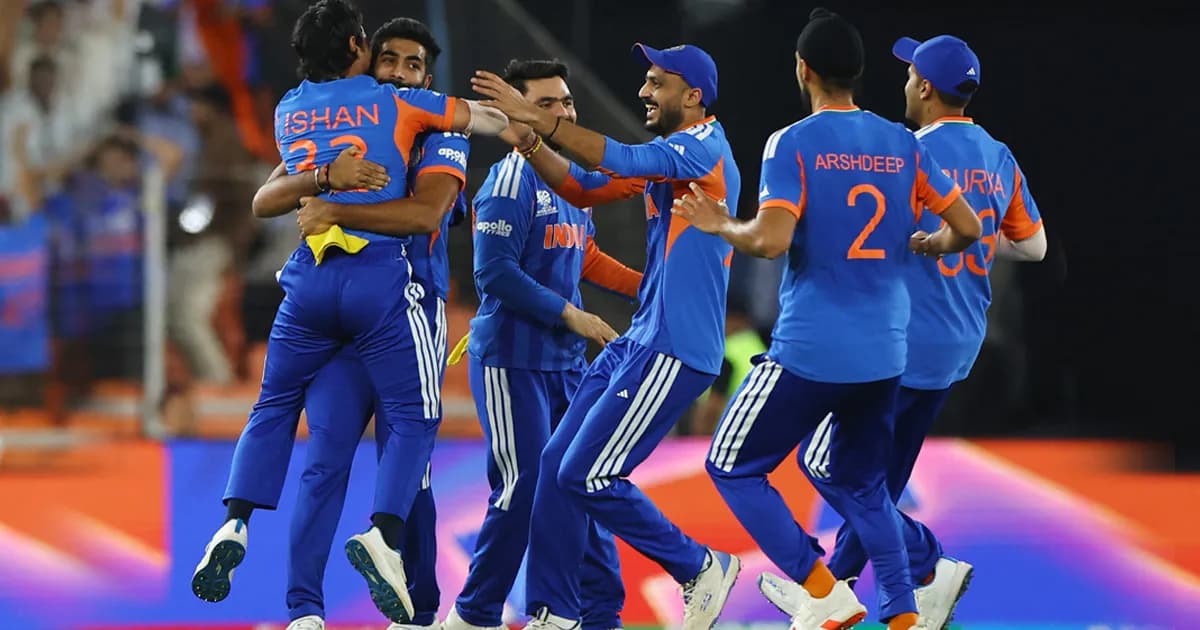 নিউ জিল‍্যান্ডকে উড়িয়ে ফের টি-টোয়েন্টির বিশ্ব চ‍্যাম্পিয়ন ভারত