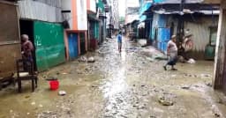 বান্দরবানে বন্যা পরিস্থিতির উন্নতি, ঘুরে দাঁড়ানোর লড়াই শুরু