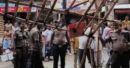 বাবুবাজার-বাদামতলীতে উচ্ছেদ অভিযানে ২১ মামলা