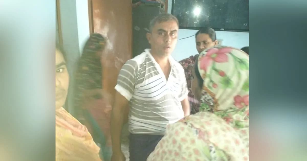 ননদের জামাইয়ের পুরুষাঙ্গ ব্লেড দিয়ে কেটে দিলেন গৃহবধূ