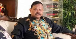 সাবেক সেনাপ্রধান আজিজের বিরুদ্ধে ইন্টারপোলে রেড নোটিশের আবেদন