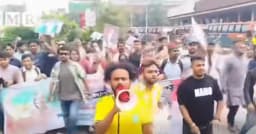 ঢাকায় আওয়ামী লীগের ঝটিকা মিছিল, ককটেল বিস্ফোরণ