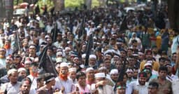 এমপিওভুক্ত শিক্ষক-কর্মচারীদের ‘কালো পতাকা মিছিল’