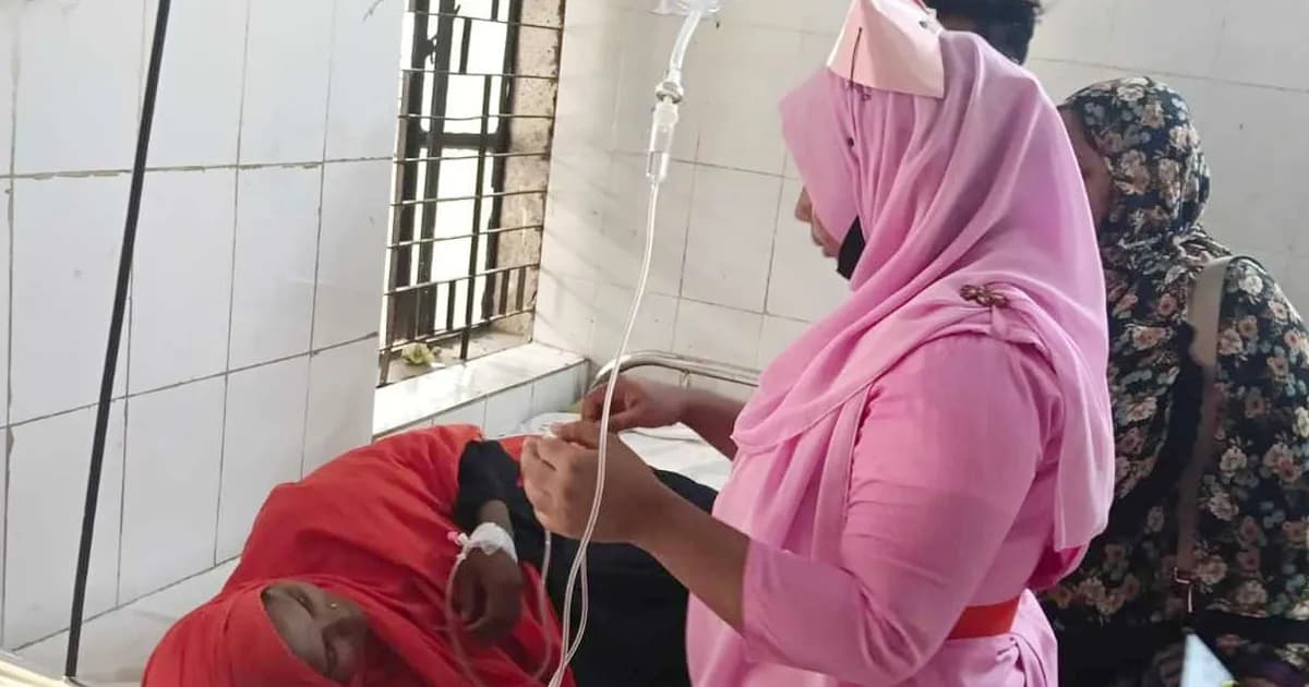 কিস্তির টাকা না পেয়ে অন্তঃসত্ত্বা গৃহবধূকে মারধরের অভিযোগ