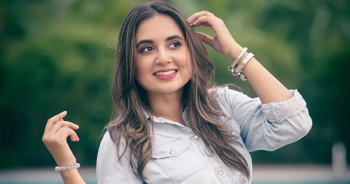 হাসপাতালে ভর্তি থাকার পর বাসায় ফিরলেন অভিনেত্রী তানিয়া বৃষ্টি