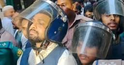 রবীন্দ্রনাথের গ্রাফিতিতে কালি : আয়াস-রিমির জামিন শুনানিতে হট্টগোল