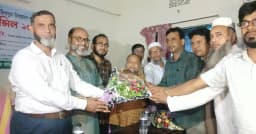 উজিরপুরে প্রাথমিক শিক্ষক সমিতির নেতৃত্বে মোবারক-খলিল