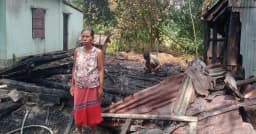 দীঘিনালায় ভয়াবহ অগ্নিকাণ্ডে অন্তনি চাকমার বসতঘর পুড়ে ছাই