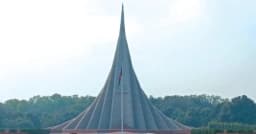 রঙ-তুলিতে সাজানো শুরু জাতীয় স্মৃতিসৌধ