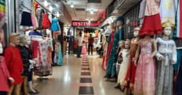 রাত ৮টার মধ্যে দোকান-শপিংমল বন্ধের সিদ্ধান্ত