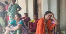 স্বামীর মৃত্যুতে রাতভর কান্নার পর সকালে রেললাইনে মিলল স্ত্রীর মরদেহ