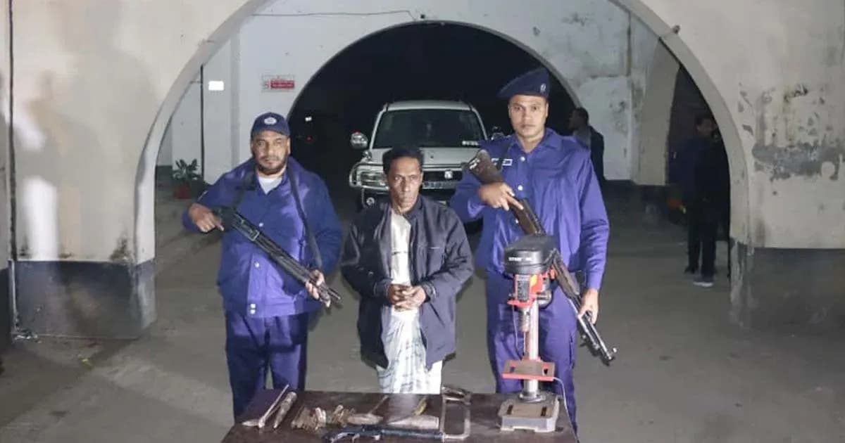 মধুখালীতে অস্ত্র তৈরী কারখানায় অভিযান, একজন আটক