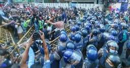 ‘মার্চ টু ইন্ডিয়ান হাইকমিশন’ কর্মসূচিতে পুলিশের বাধা