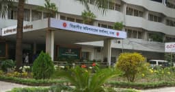 ঢাকার ১৩টি আসনে নির্বাচনী লড়াই থেকে সরে দাঁড়ালেন ৮ প্রার্থী