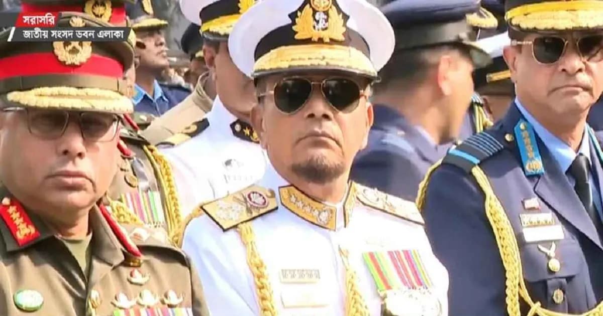 খালেদা জিয়ার জানাজায় অংশ নিয়েছেন তিন বাহিনীর প্রধান