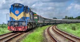 একদিনে ৪ হাজার টিকিটবিহীন যাত্রী, আদায় ৮ লাখ টাকা