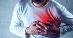 রাত জাগার অভ্যাস? অজান্তেই বাড়াচ্ছেন হার্ট অ্যাটাক