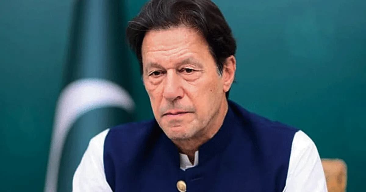 সামাজিক যোগাযোগমাধ্যমে ইমরান খানের পোস্ট