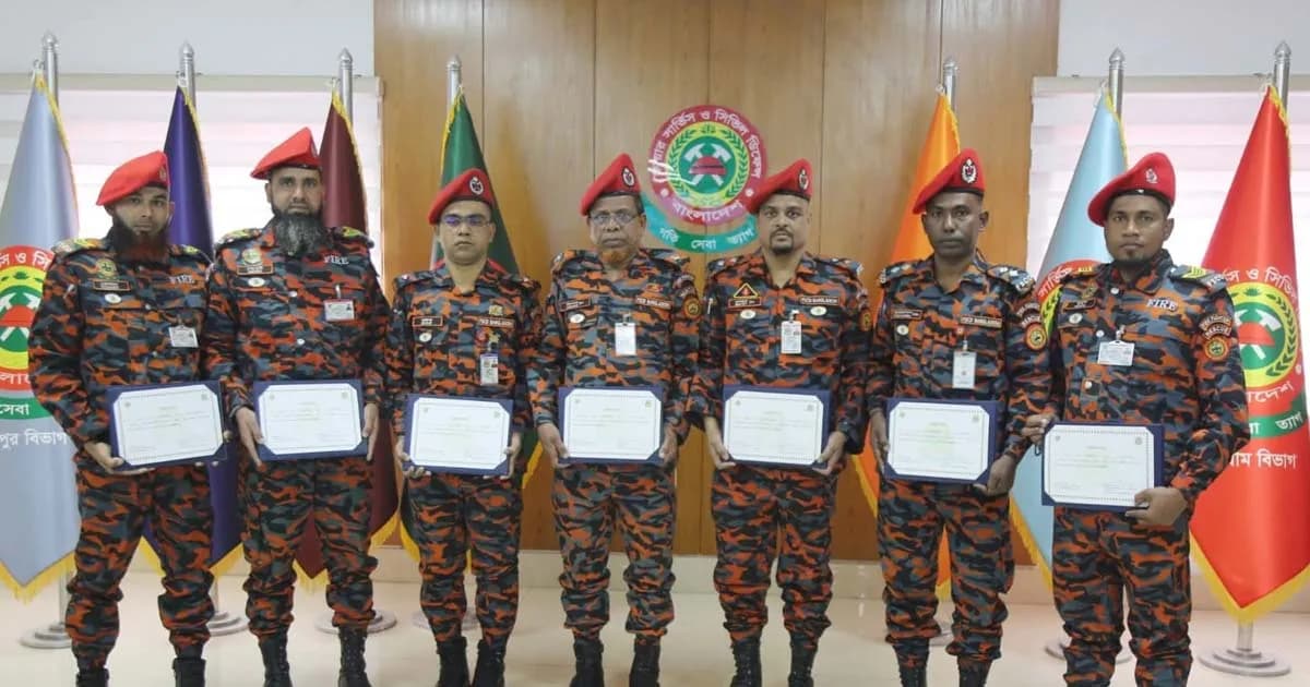 শিশু সাজিদ উদ্ধারে অংশগ্রহণকারীদের সম্মাননা দিলো ফায়ার সার্ভিস