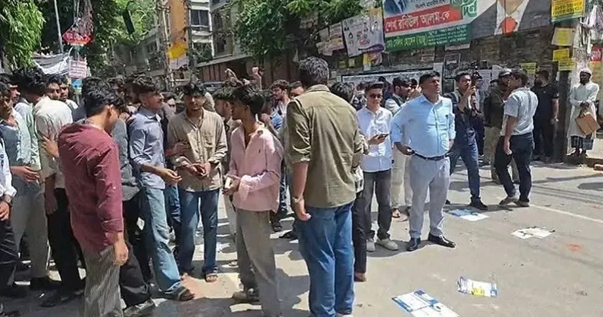 কেন সংঘর্ষ জানেনই না আইডিয়াল ও ঢাকা কলেজের শিক্ষার্থীরা