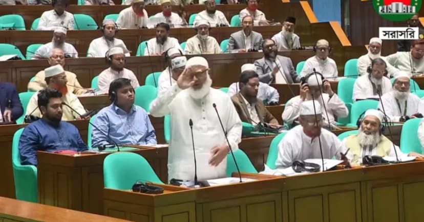 সবাইকে সালাম দিয়ে সংসদ থেকে বিরোধীদলের ওয়াকআউট