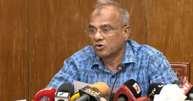 ফরিদপুরে সড়ক অবরোধকারীদের ছাড় দেওয়া হবে না: স্বরাষ্ট্র উপদেষ্টা