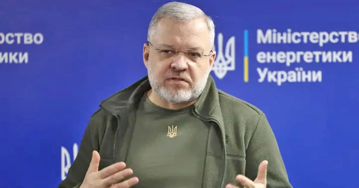 দেশ ছেড়ে পালানোর সময় ইউক্রেনের জ্বালানিমন্ত্রী গ্রেপ্তার