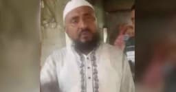 বাসার ভেতর নারীসহ মাওলানাকে আটক করল এলাকাবাসী
