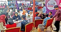 আইসিসিবিতে চলছে আন্তর্জাতিক শিক্ষামেলা, দ্বিতীয় দিনেও বিপুল সমাগম