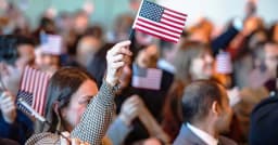 আবারও কিছু দেশের ওপর ভ্রমণ নিষেধাজ্ঞা দিতে যাচ্ছে যুক্তরাষ্ট্র