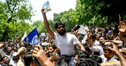 ককরোচ জনতা পার্টির প্রধান অভিজিৎ বললেন, ‘এটা কেবলই শুরু’