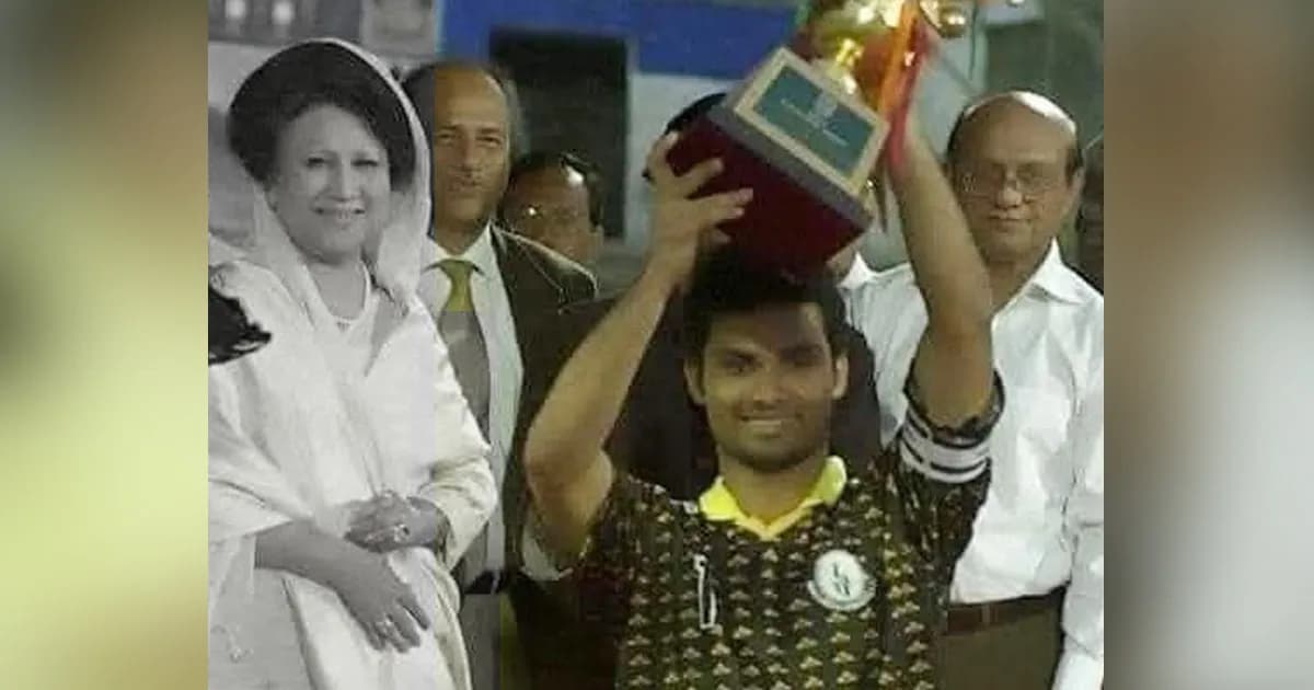 সাফ চ্যাম্পিয়ন দলকে প্লট দিয়েছিলেন খালেদা জিয়া