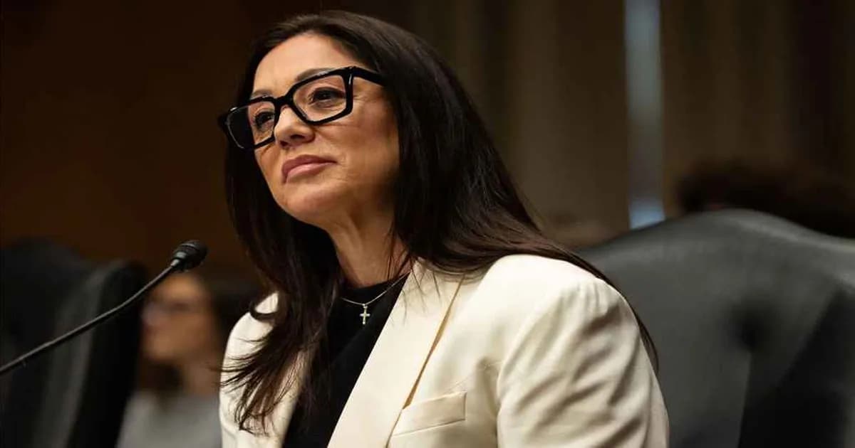 অভিযোগের মুখে ট্রাম্পের শ্রম সচিবের পদত্যাগ