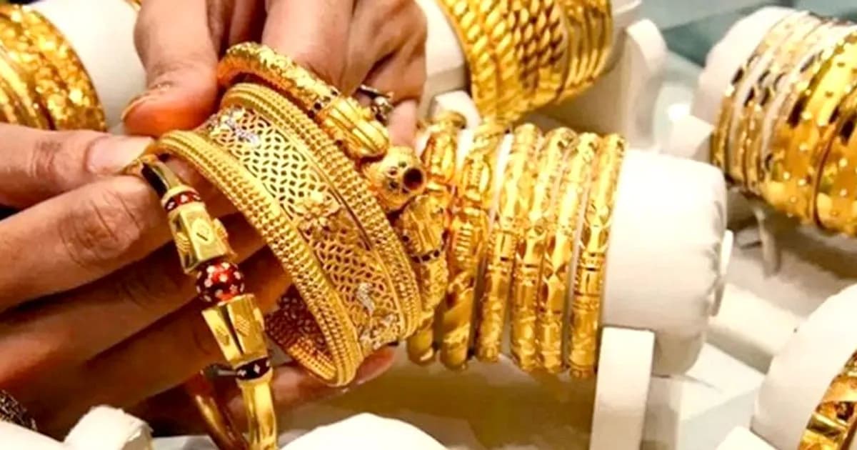 সোনার দামে আবার পতন, ভরিতে কমলো ৬,৫৯০ টাকা