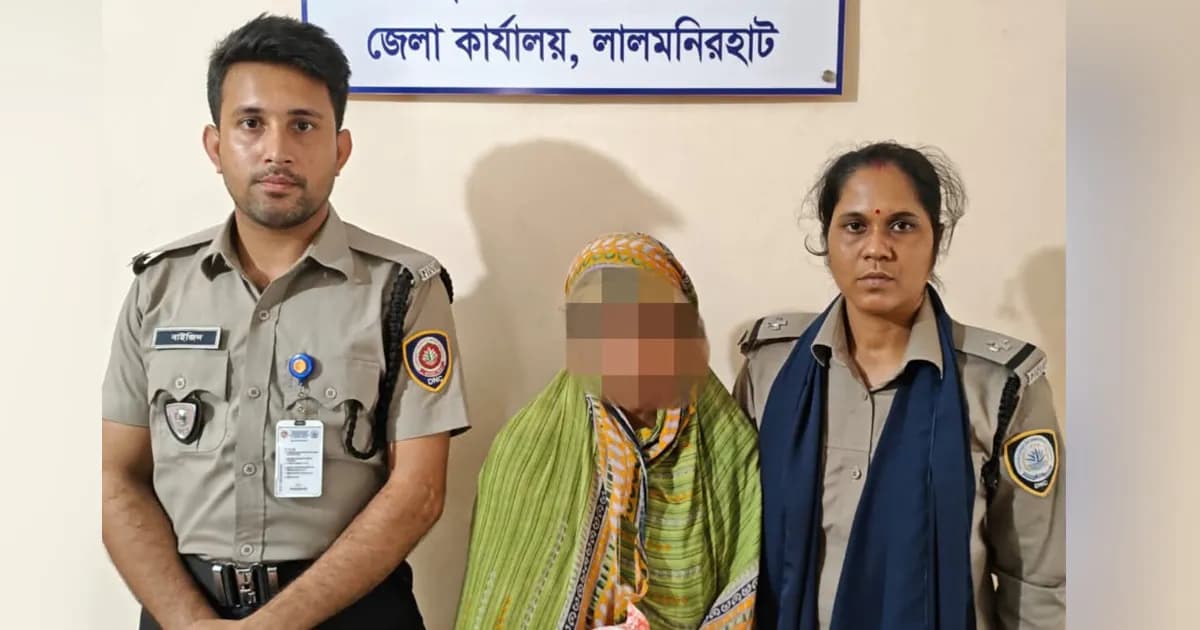 রান্নাঘরে গাঁজা, লালমনিরহাটে নারী গ্রেপ্তার