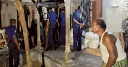নিজ ঘর থেকে ঢাবি শিক্ষার্থীর মায়ের গলা কাটা লাশ উদ্ধার