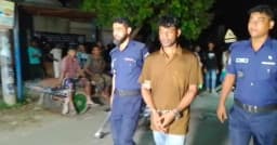 দৌলতপুরে মাদকসহ যুবককে আটকে পুলিশে দিলেন জনতা