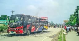 মেয়েকে মাদ্রাসায় দিতে গিয়ে বাসচাপায় প্রাণ গেল বাবার
